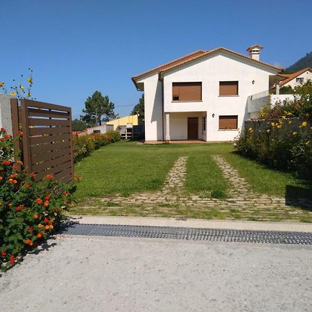 Rooms Peregrinos B Casa Alicia Rosal Exterior photo