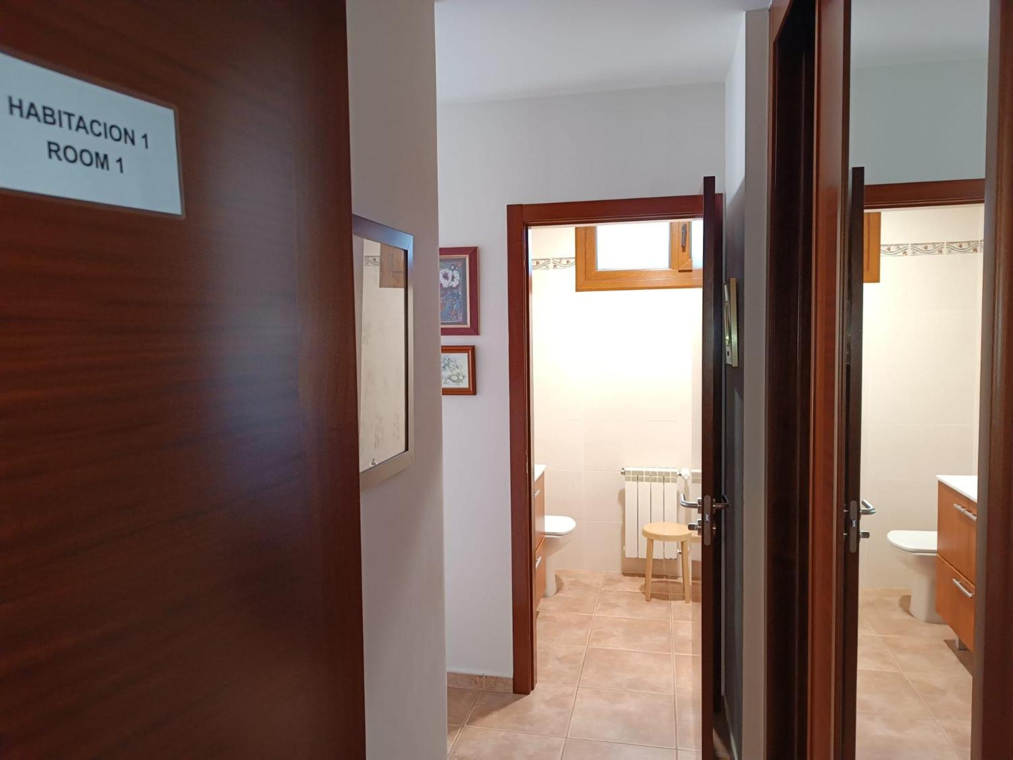 Rooms Peregrinos B Casa Alicia Rosal Exterior photo