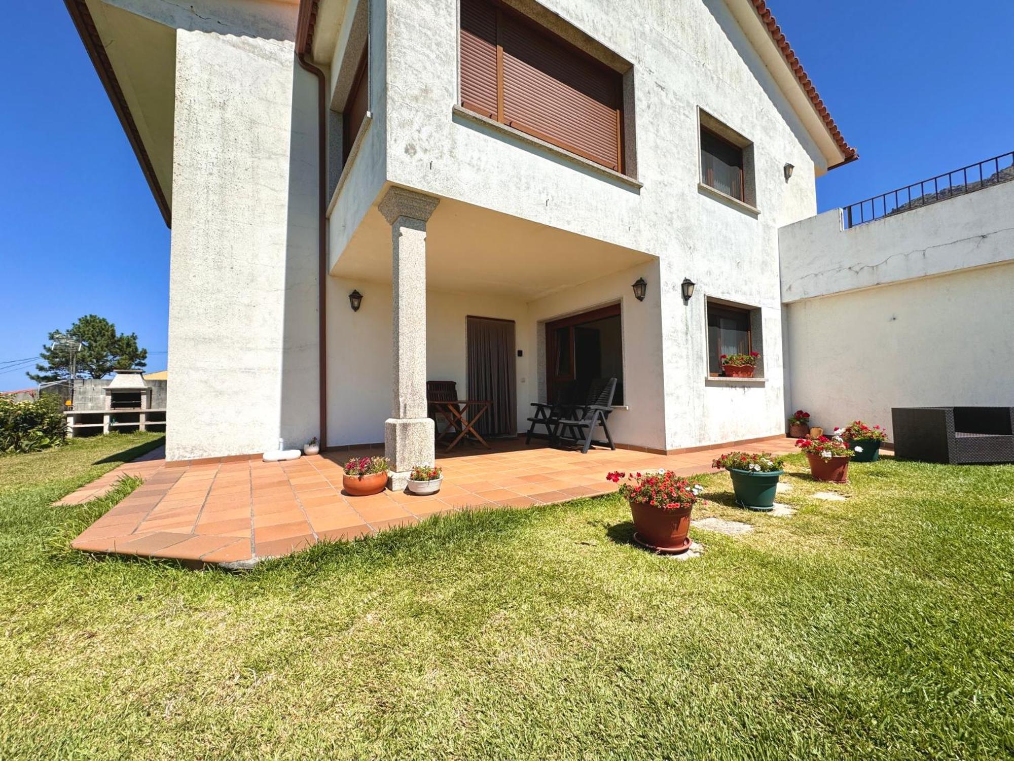 Rooms Peregrinos B Casa Alicia Rosal Exterior photo