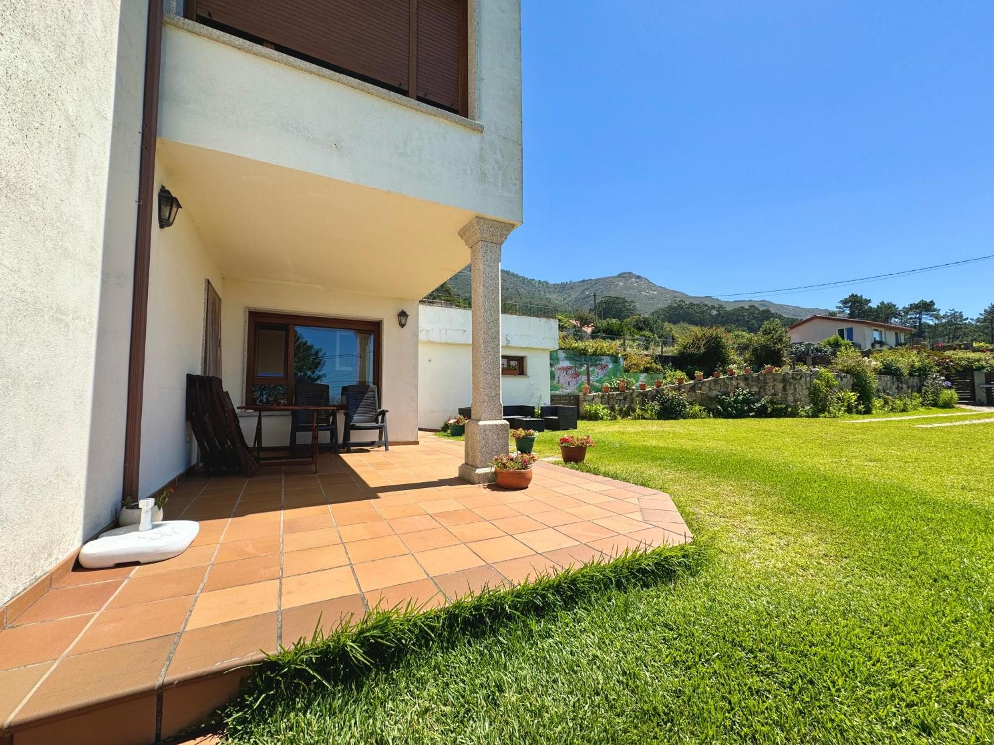 Rooms Peregrinos B Casa Alicia Rosal Exterior photo